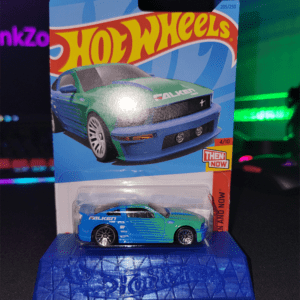 Hotwheels collector car stand