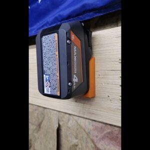 Rigid 18V battery holder